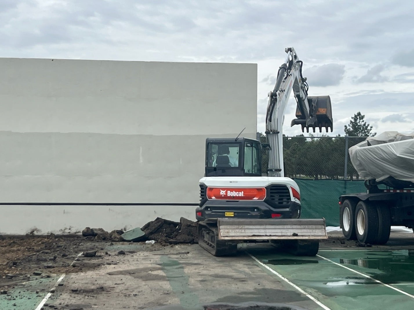 Everything You Need to Know About Safe Asbestos Roof Removal
